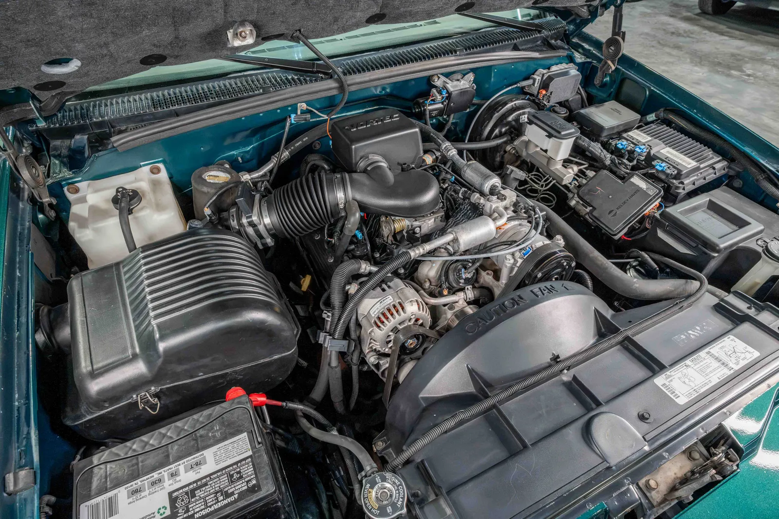 1997-GMC-Sierra-Emerald Green Metallic-1GTEK14M4VZ504525-41.jpg